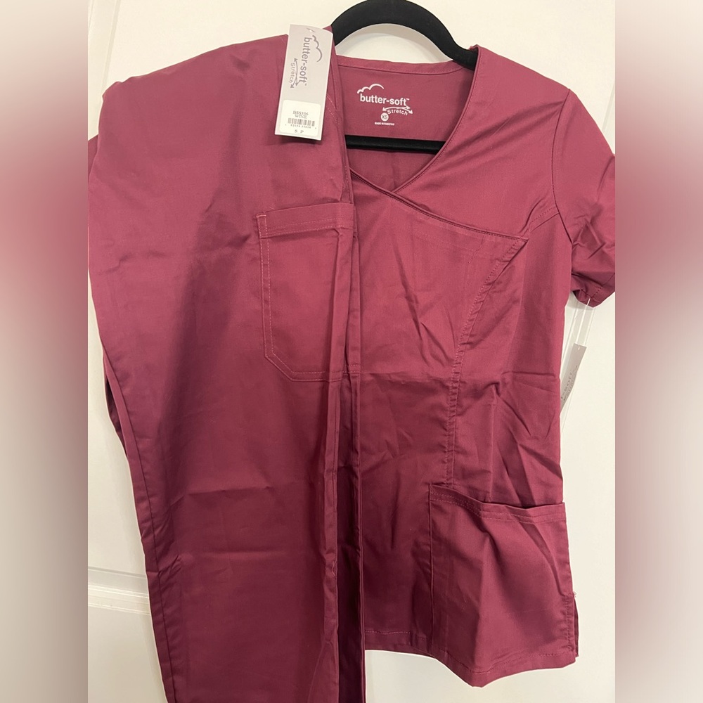 Brand New Uniform Advantage Wine Scrub Set